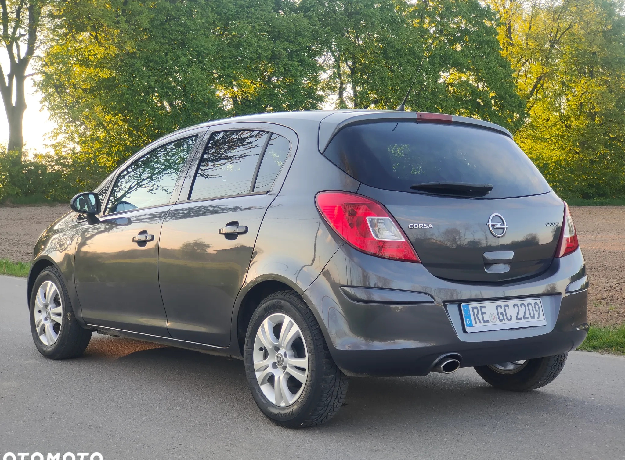 Opel Corsa cena 18400 przebieg: 153450, rok produkcji 2011 z Staszów małe 497